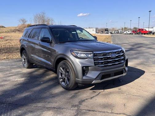 Carbonized Gray Metallic 2026 Ford Explorer Active
