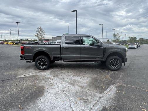 2026 Ford F-250 Platinum