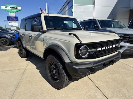 Beige 2026 Ford Bronco Big Bend