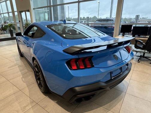 2025 Ford Mustang Dark Horse