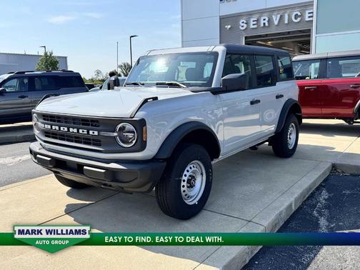 Avalanche Gray 2026 Ford Bronco Base