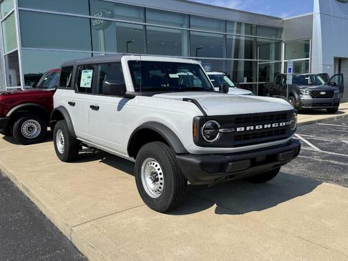 Avalanche Gray 2026 Ford Bronco Base
