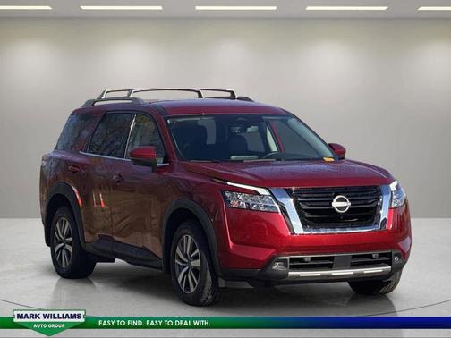 Scarlet Ember 2023 Nissan Pathfinder SL