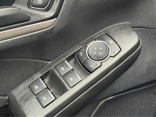 Atlas Blue Metallic 2022 Ford Escape SE
