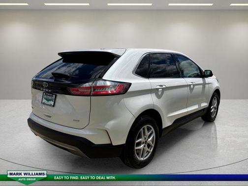 Star White 2023 Ford Edge SEL