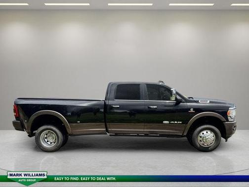 Diamond Black 2020 RAM 3500 Longhorn
