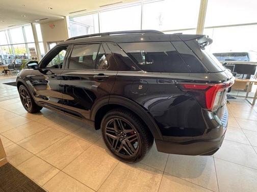 Agate Black Metallic 2026 Ford Explorer ST