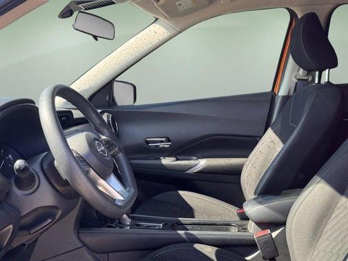 Monarch Orange / Super Black 2023 Nissan Kicks SV
