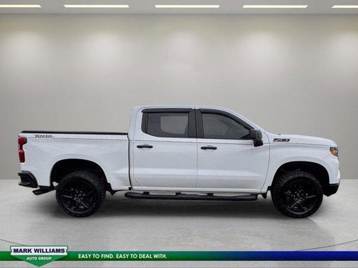 Summit White 2023 Chevrolet Silverado 1500 Custom Trail Boss
