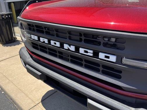 Ruby Red Metallic Tinted Clearcoat 2026 Ford Bronco Base