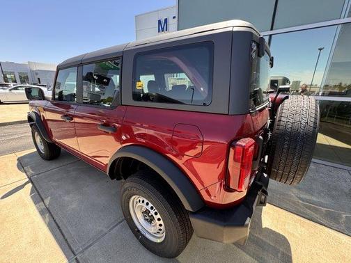 Ruby Red Metallic Tinted Clearcoat 2026 Ford Bronco Base