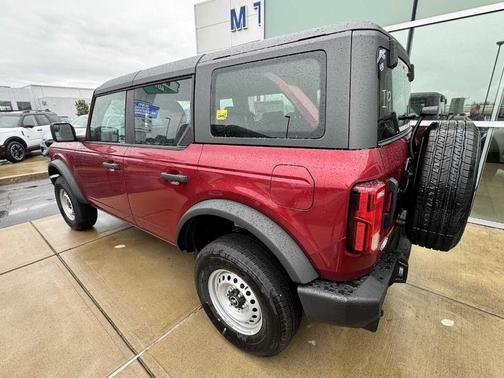 Ruby Red Metallic Tinted Clearcoat 2026 Ford Bronco Base