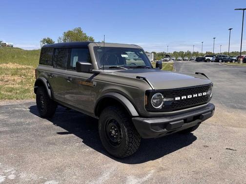 Gray 2026 Ford Bronco Big Bend