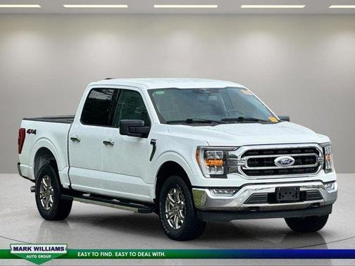 Oxford White 2023 Ford F-150 XLT