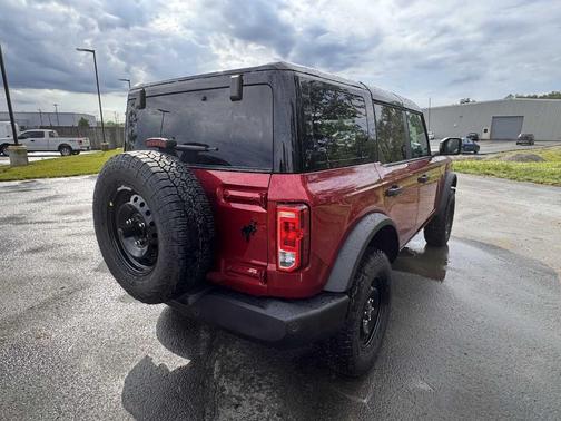 Ruby Red Metallic Tinted Clearcoat 2026 Ford Bronco Big Bend