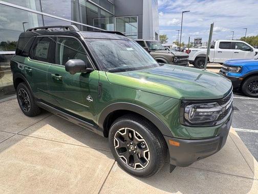 Eruption Green Metallic 2025 Ford Bronco Sport Outer Banks