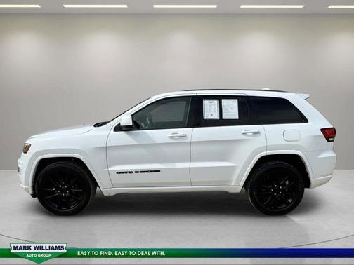 Bright White Clearcoat 2019 Jeep Grand Cherokee Altitude