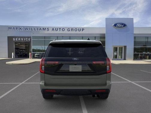 2025 Ford Expedition Tremor