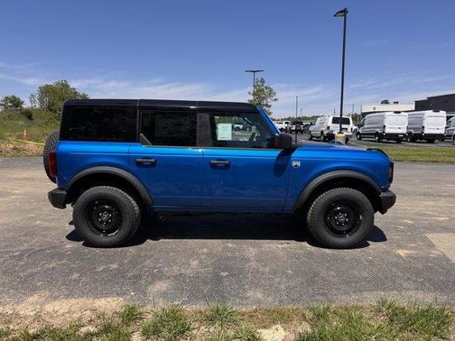 Velocity Blue Metallic 2026 Ford Bronco Big Bend