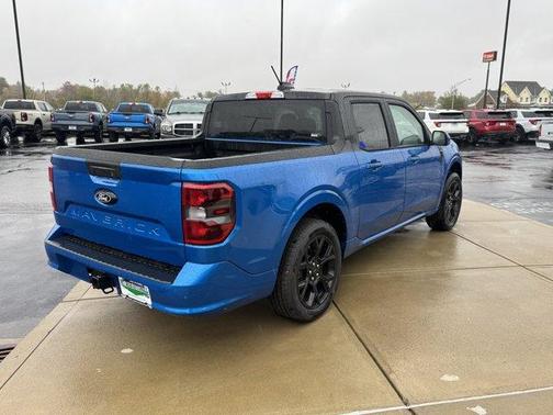 2025 Ford Maverick Lobo Standard