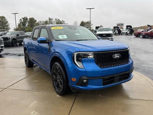 2025 Ford Maverick Lobo Standard