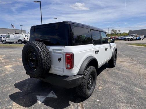 Oxford White 2026 Ford Bronco Big Bend