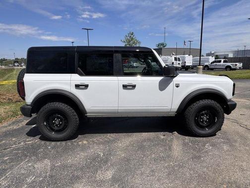 Oxford White 2026 Ford Bronco Big Bend
