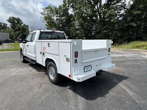 2025 Ford F-250 XL