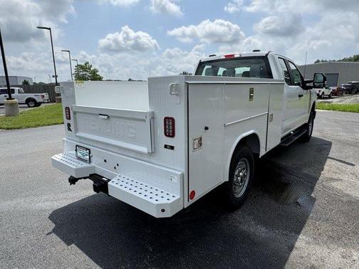 2025 Ford F-250 XL