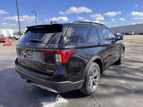 Black Metallic 2026 Ford Explorer Active