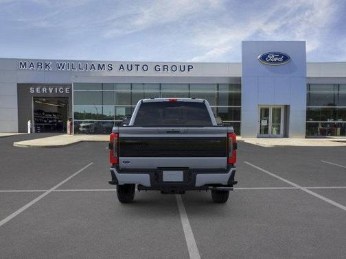 2026 Ford F-250 Platinum