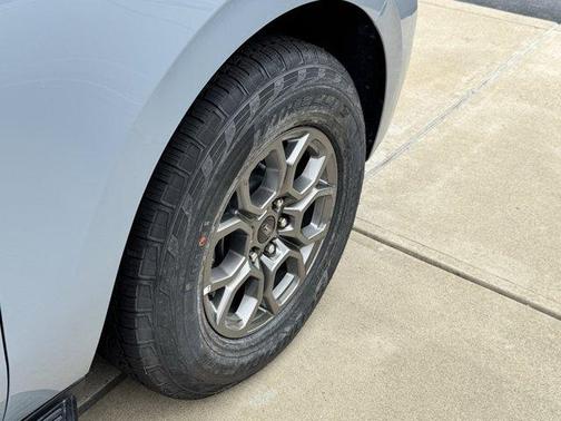 Glacier Gray Metallic 2026 Ford Expedition Max Active