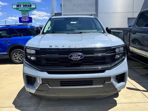 Glacier Gray Metallic 2026 Ford Expedition Max Active