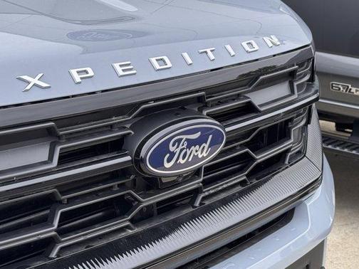 Glacier Gray Metallic 2026 Ford Expedition Max Active