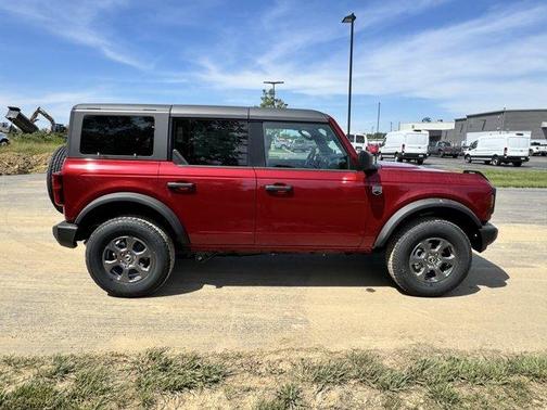 Ruby Red Metallic Tinted Clearcoat 2026 Ford Bronco Big Bend
