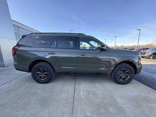 2025 Ford Expedition Tremor