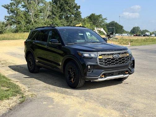 Agate Black Metallic 2026 Ford Explorer Tremor