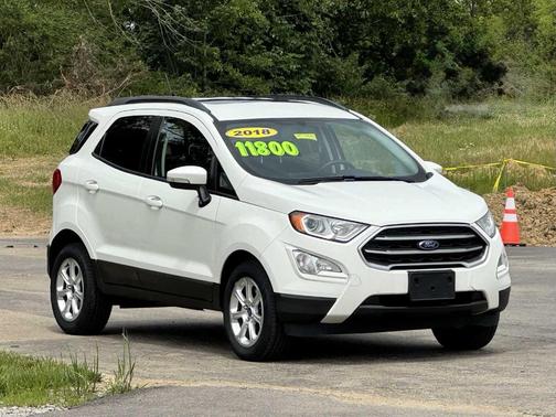 Diamond White 2018 Ford EcoSport SE