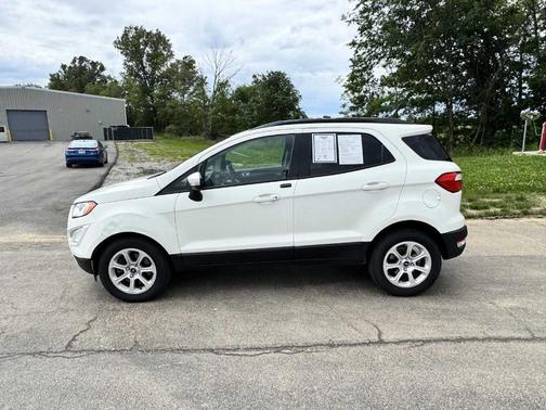 Diamond White 2018 Ford EcoSport SE