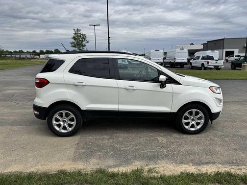 Diamond White 2018 Ford EcoSport SE