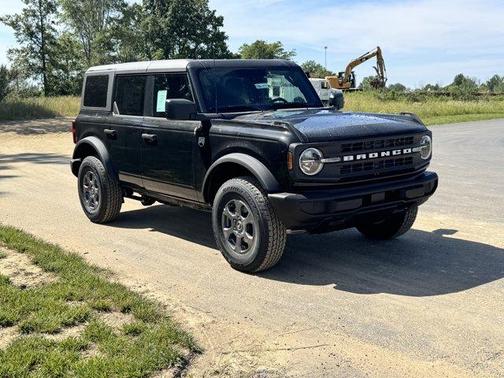 Shadow Black 2026 Ford Bronco Big Bend