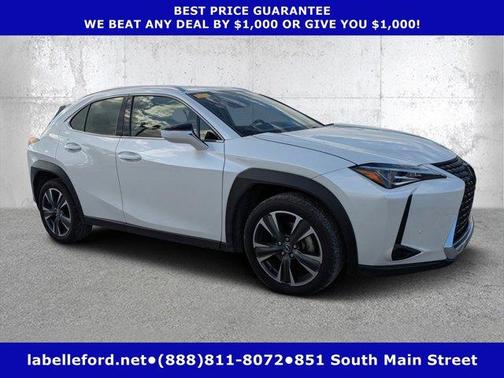 White 2022 Lexus UX 200 Base SUV