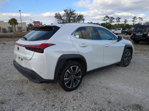 2022 Lexus UX 200 Base