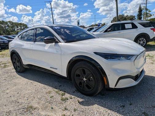 2022 Ford Mustang Mach-E California Route 1