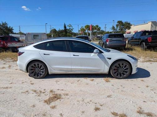 2023 Tesla Model 3 Performance