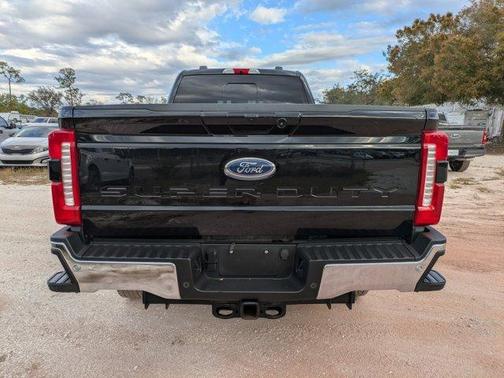 2024 Ford F-350 Lariat Super Duty