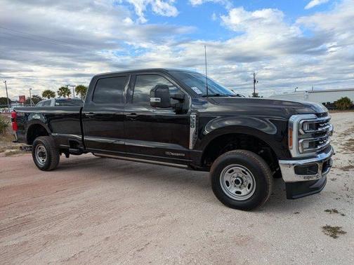 2024 Ford F-350 Lariat Super Duty
