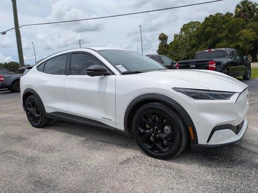 2024 Ford Mustang Mach-E Select