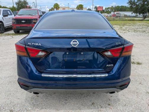 2021 Nissan Altima 2.5 SR