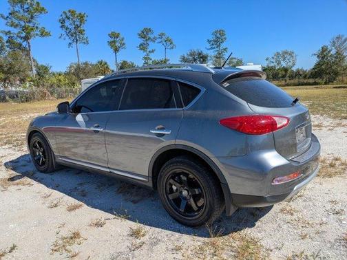 2016 INFINITI QX50 Base